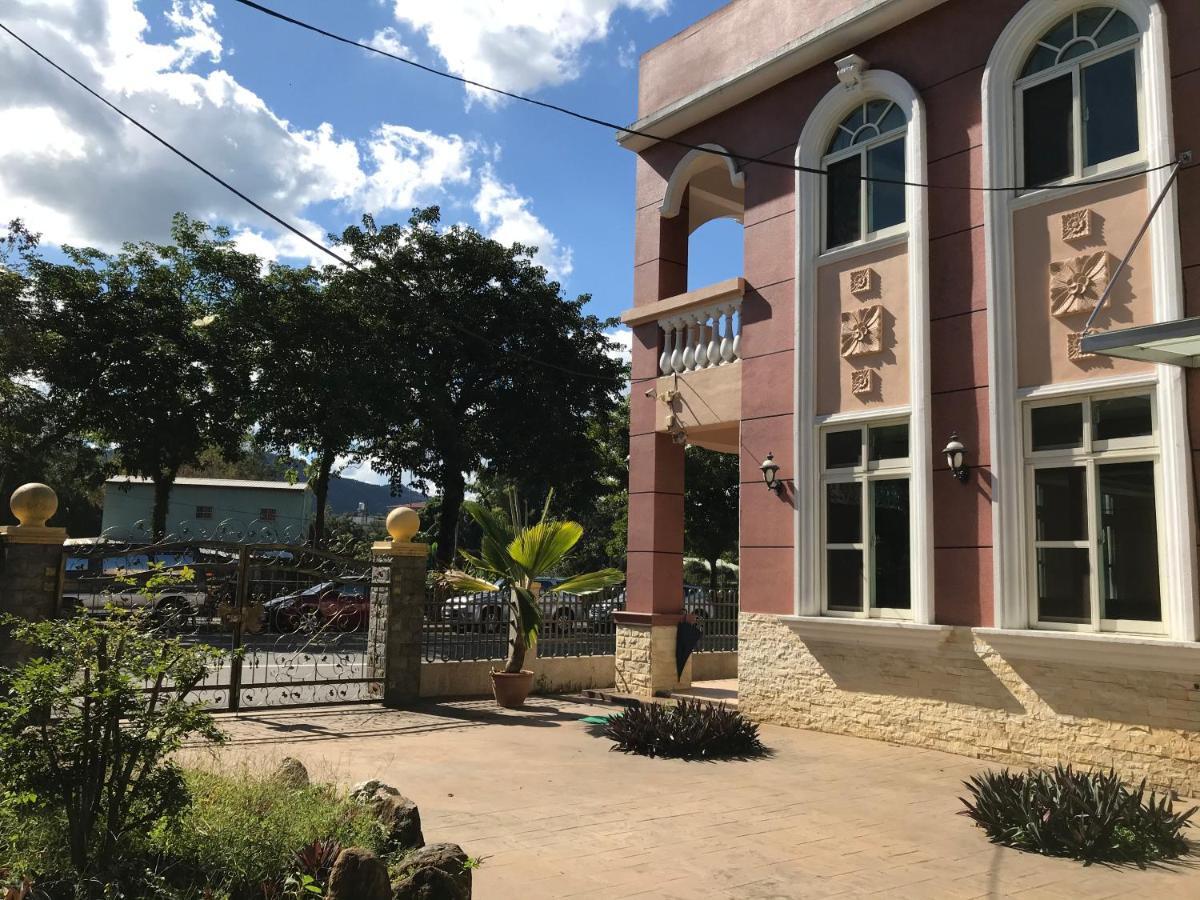 Shan Tong Hostel Puli Exterior foto